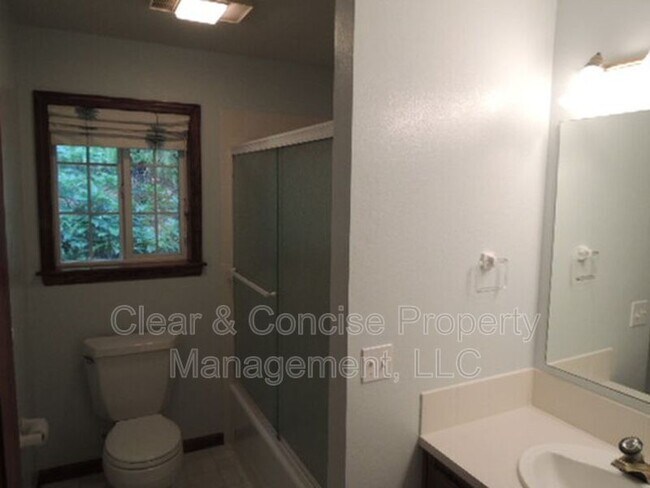 Building Photo - 5216 Cold Springs Way