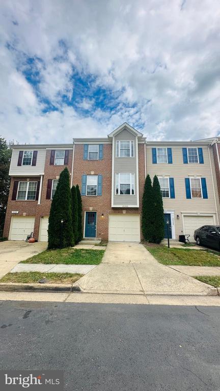 Building Photo - 20382 Farmgate Terrace