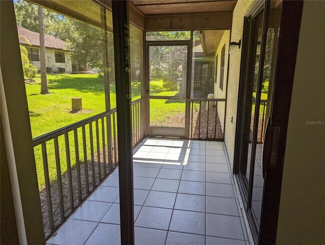 Building Photo - 4023 Bluff Oak Ct