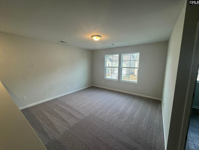 Building Photo - 3027 Hallsdale Dr