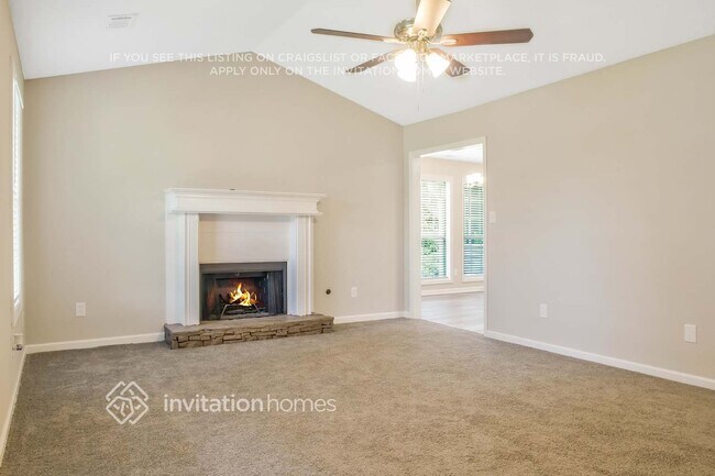 Building Photo - 413 Jordan Ln