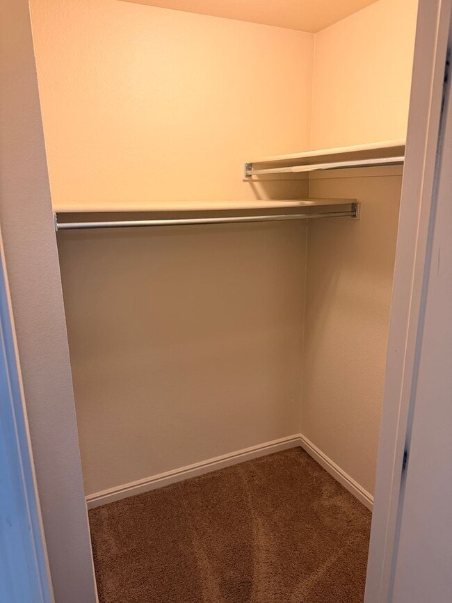 Building Photo - 5710 S 900 E