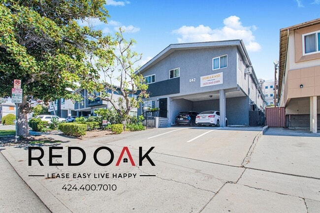 Building Photo - 642 Hayworth Ave