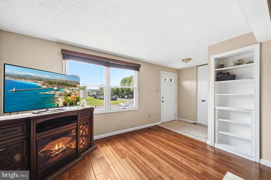 Living Room - 7037 Hames Ct