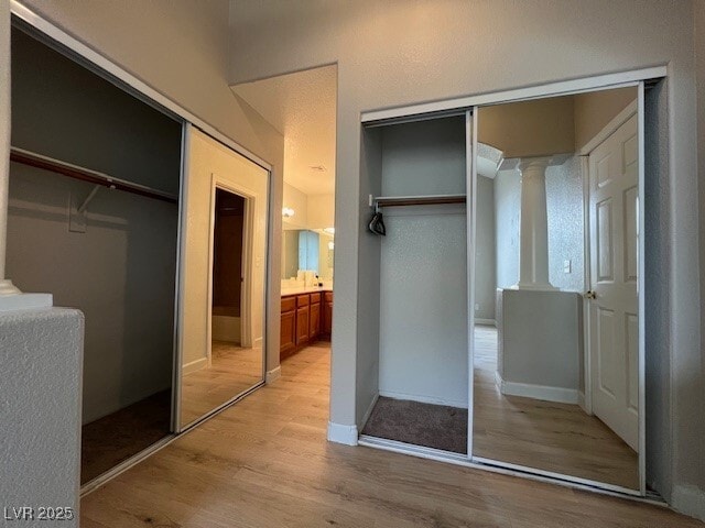 Building Photo - 380 Seine Way