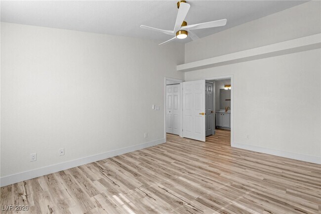 Building Photo - 3327 Erva St