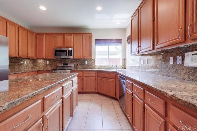 Building Photo - 777 Aldea Dr