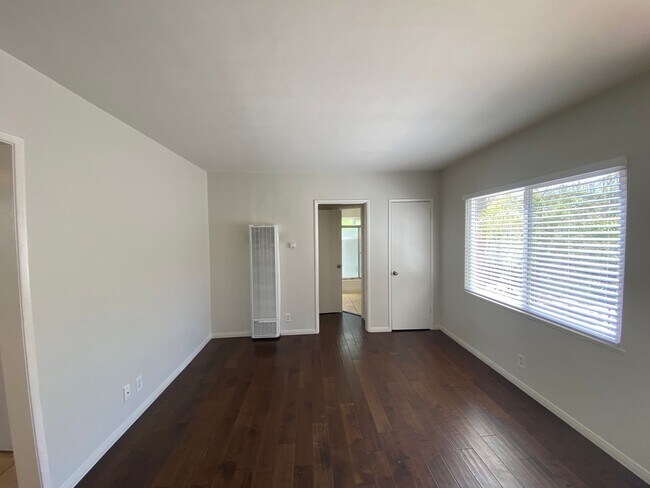 Building Photo - 5067 20th St