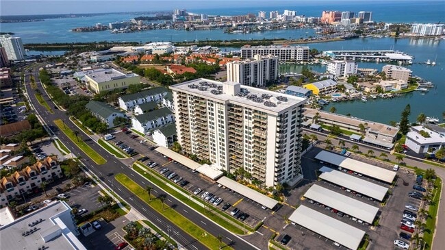 Building Photo - 400 Island Way