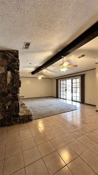 Building Photo - 3018 Apple Valley Dr