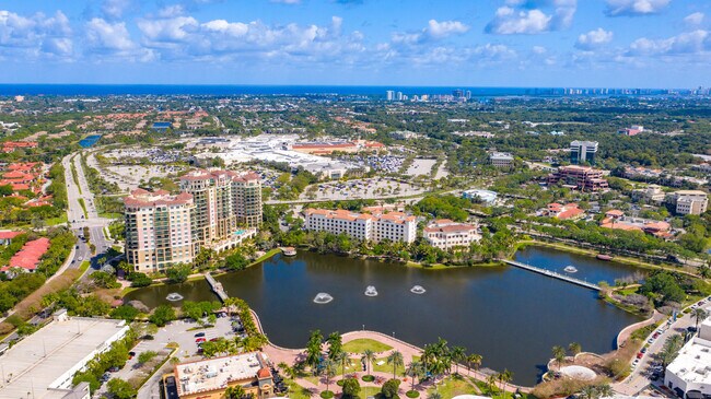 Building Photo - 3010 PGA Blvd