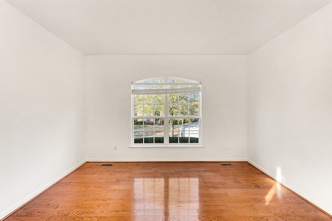 Building Photo - 8816 Caswick Ct