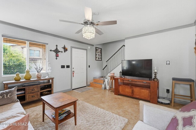 Building Photo - 8471 N Placita De La Manzana