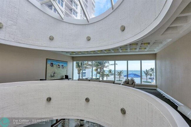 Building Photo - 1360 S Ocean Blvd