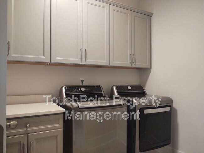 Building Photo - 4836 Blanchard Way