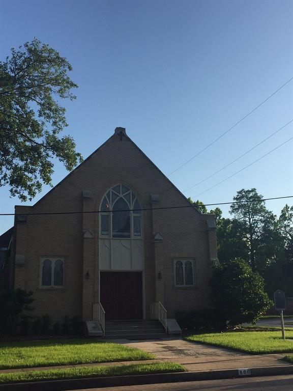 Building Photo - 708 Staitti St