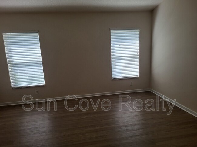 Building Photo - 7607 Mariners Harbour Dr