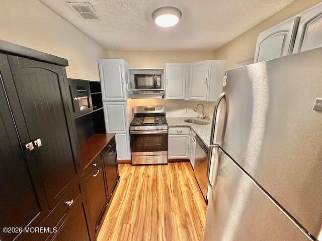 Building Photo - 211 Sunshine Ct