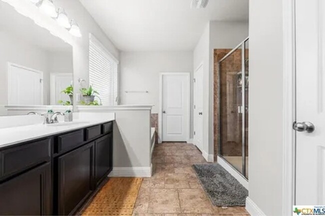 Building Photo - Spacious 4BR House in Harker Heights