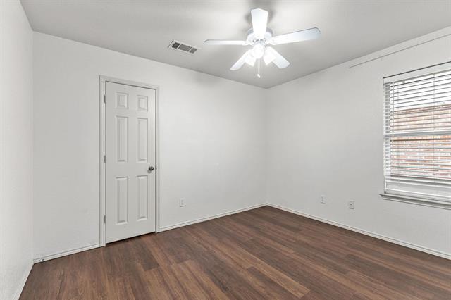 Building Photo - 8832 Stirrup Way