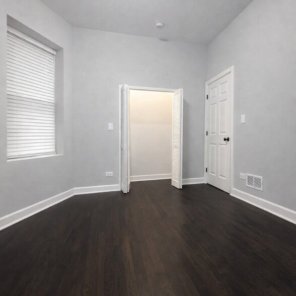 Building Photo - 1220 S Avers Ave