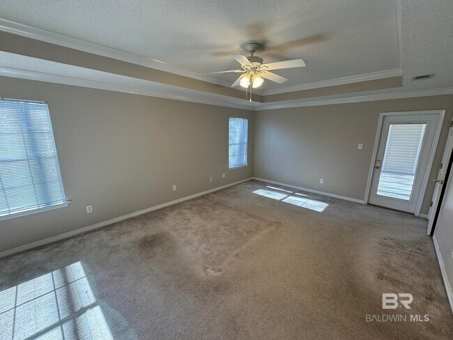 Building Photo - 8356 Carousel Ct