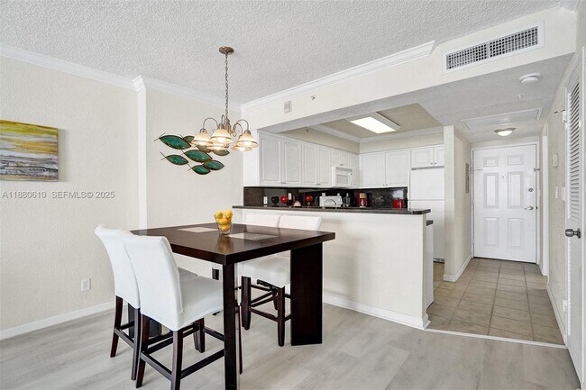 Building Photo - 2501 S Ocean Dr