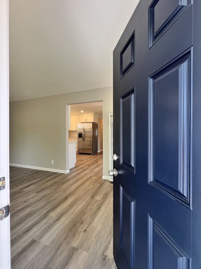 Building Photo - Newly Remodeled Two Bedroom Napa House