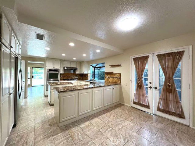 Building Photo - 28091 Haria