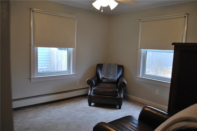 Building Photo - 161 Hadde Ave