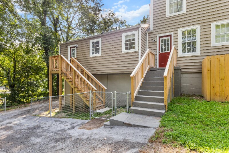 Building Photo - 123 Hopewell St