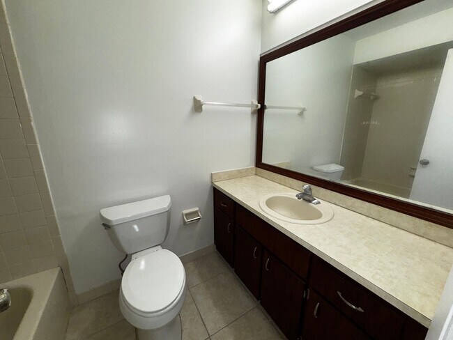 Building Photo - Charming 2-Bedroom Home in Peaceful Dunnellon Neighborhood