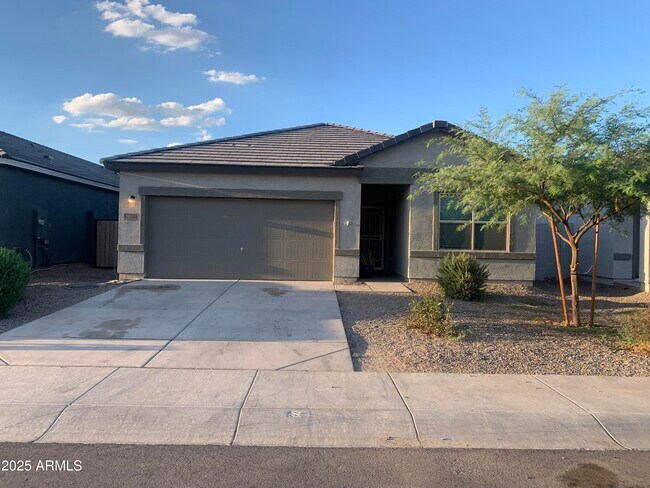 Primary Photo - 47700 W Coe St