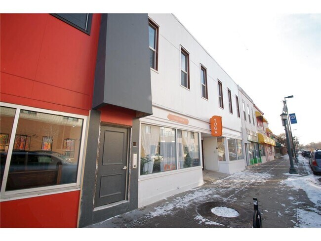 Building Photo - 25 E 26th St