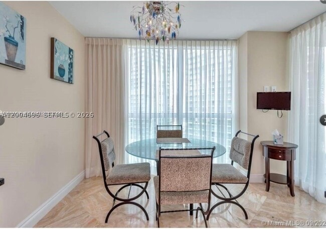 Building Photo - 16500 Collins Ave