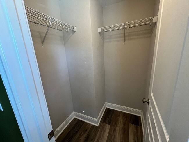 Building Photo - 2697 E Washington St