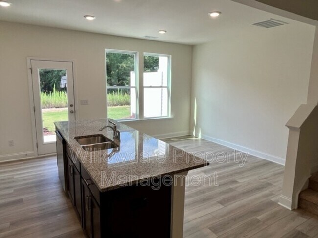 Building Photo - 737 Rdg Clf Ln