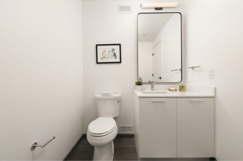 Building Photo - 855 W Madison St