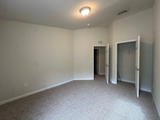 Building Photo - Bartram Townhome, Gated Community with Awesome Views!