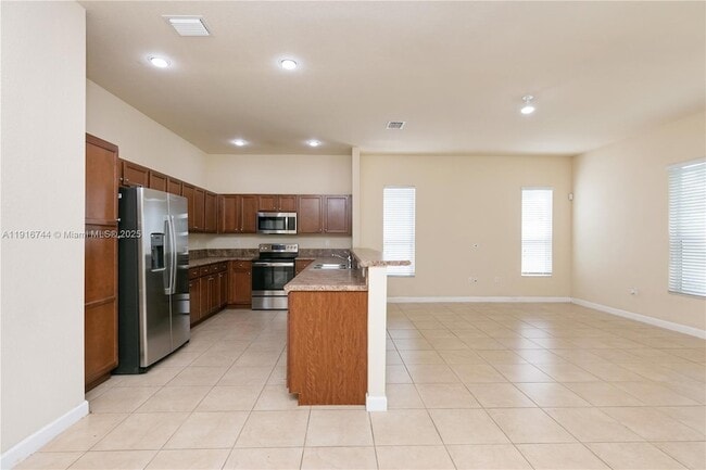 Building Photo - 9036 SW 170th Pl