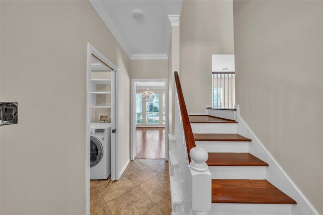 Building Photo - 1423 Meadow Lakes Dr