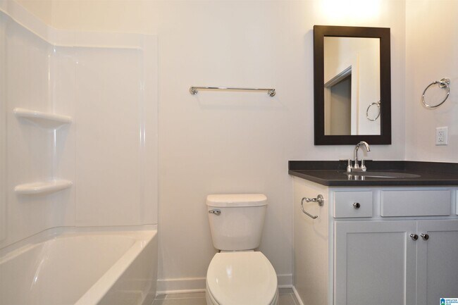Building Photo - 1107 Windsor Sq