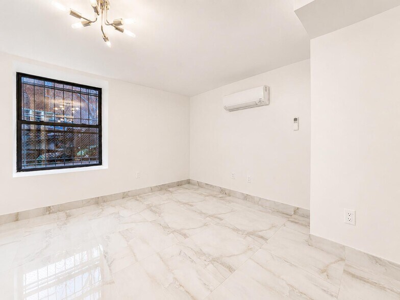 Building Photo - 524 W 134th St