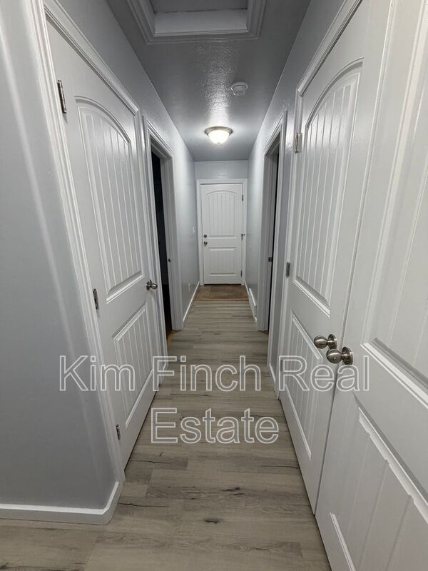 Building Photo - 2389 Hitching Post Dr