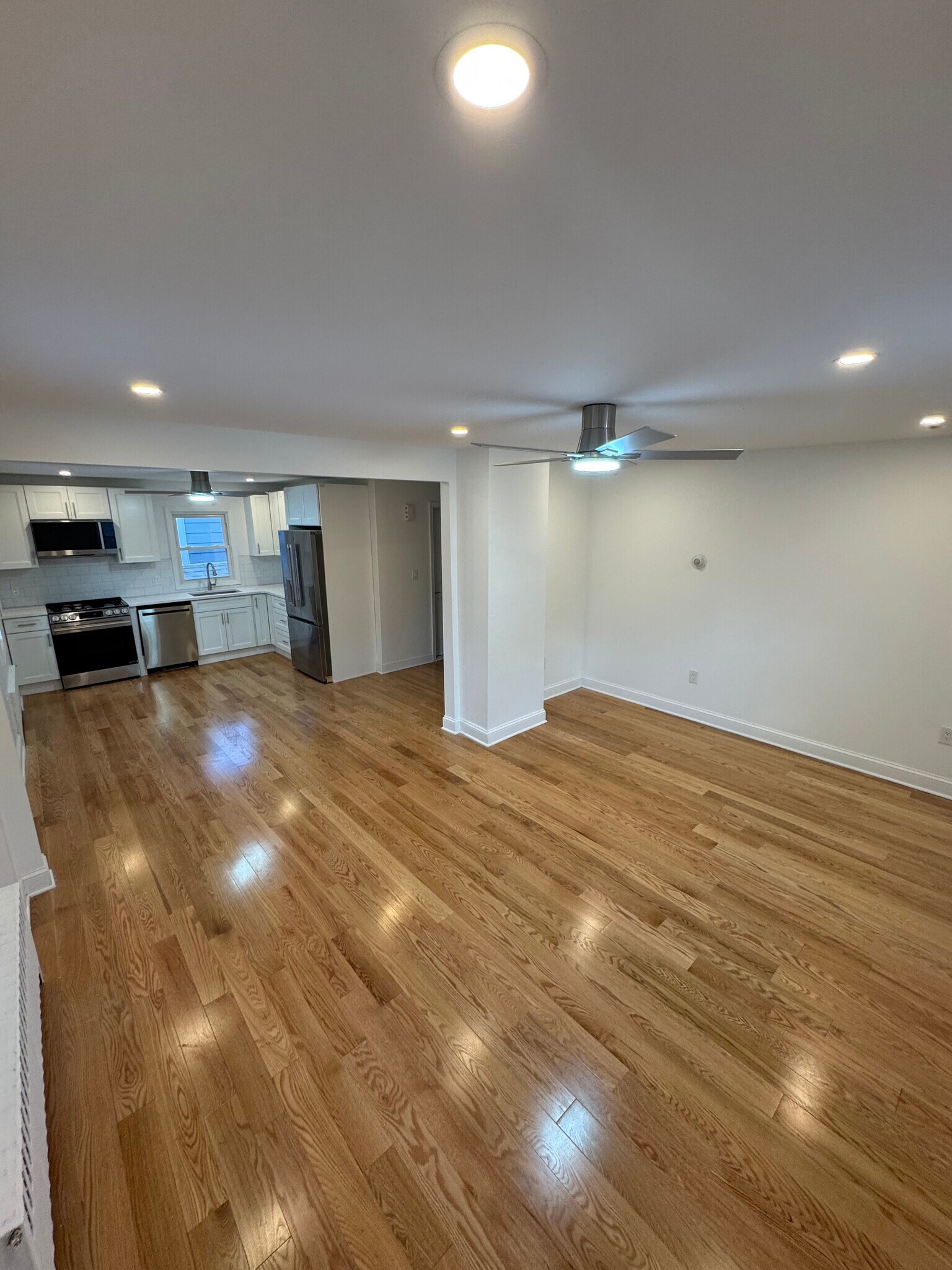 Building Photo - 47 Morgan St