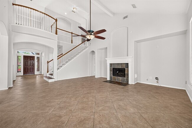 Building Photo - 1415 Kennewick Ct