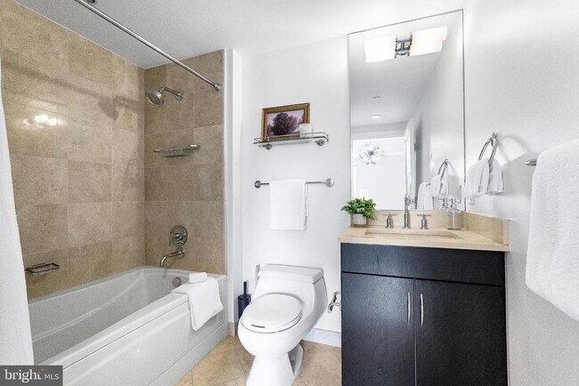 Building Photo - 1111 19th St N