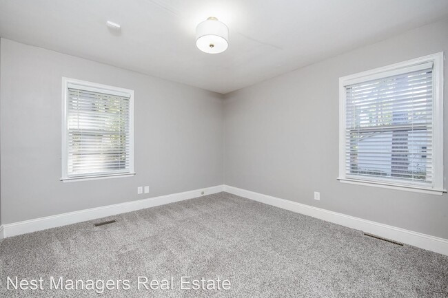 Building Photo - 3 br, 2 bath House - 315 Parkview Ave