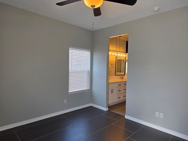 Building Photo - Beautiful new build-Never been lived in with pull through 3 car garage in Fort Mohave AZ