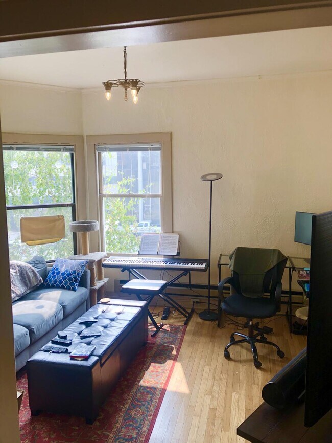 Building Photo - Snyder/Duke Apts - 1 bedroom